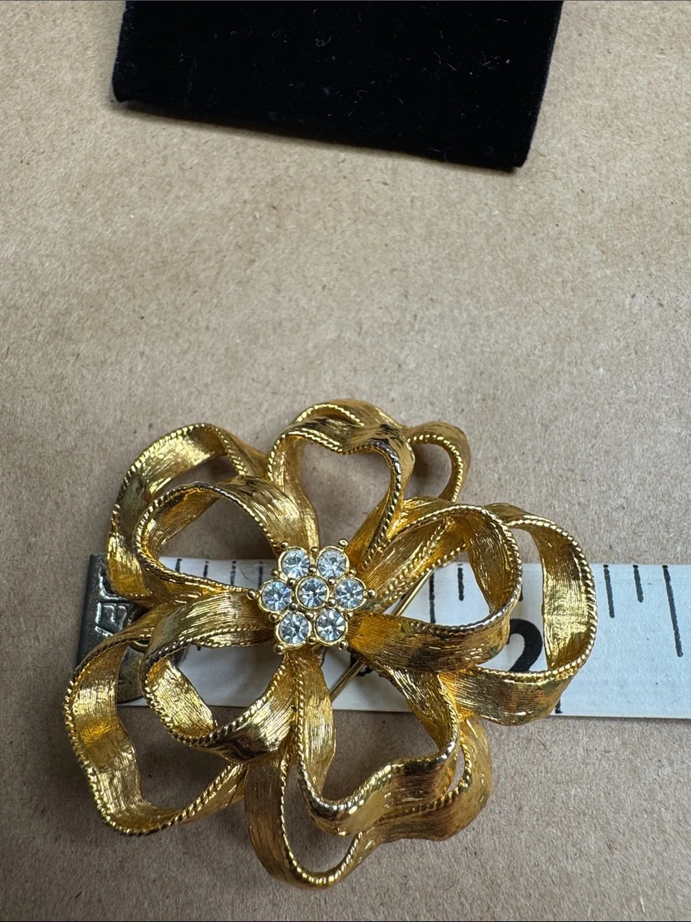 Gold Vintage Flower Brooch with  Crystal Gem Center - Women Jewelry